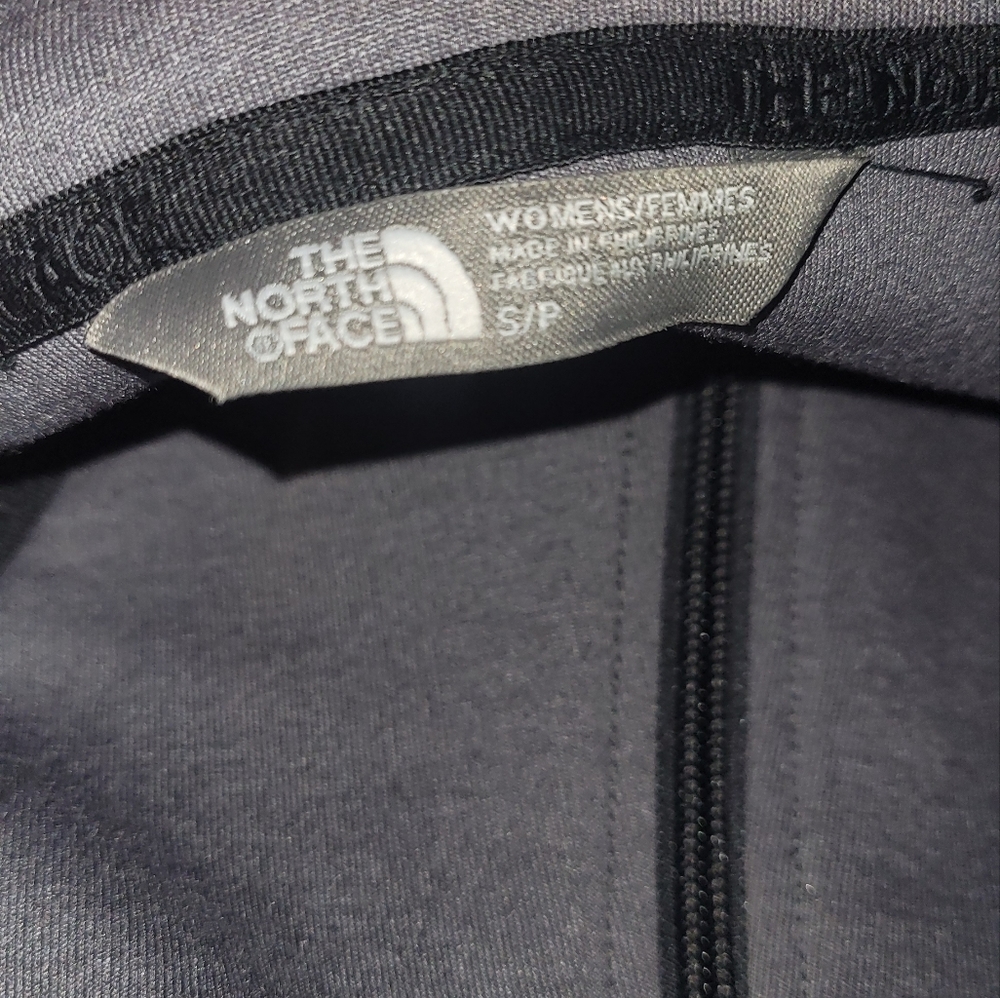North Face Pullover - image 3